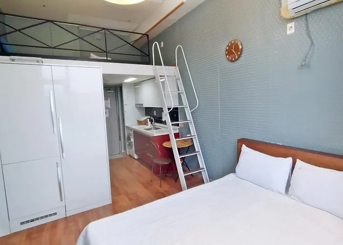 Myeongdong Merlin Hotel 3*