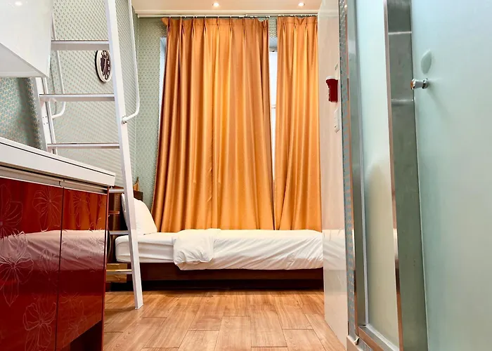 Hotel Myeongdong Merlin 3*