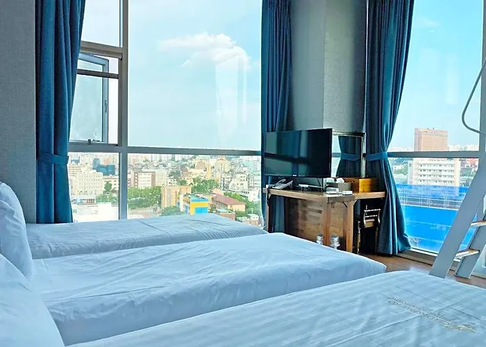 Myeongdong Merlin 3*